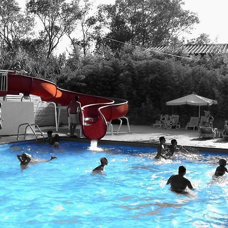 Camping Village Costa Verde Порто-Потенца-Пічена Екстер'єр фото